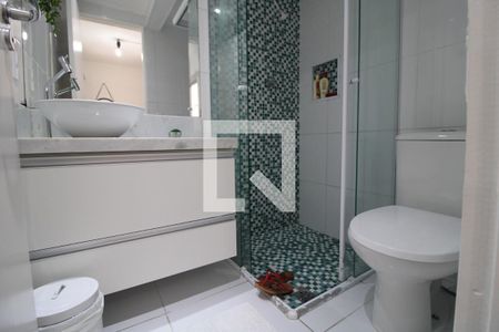 Banheiro da suíte de apartamento para alugar com 2 quartos, 70m² em Sitio Tapera, São Paulo