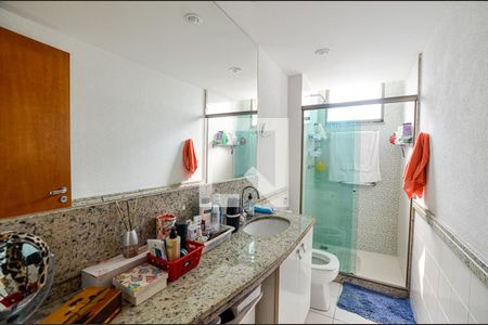 Apartamento à venda com 154m², 3 quartos e 1 vagaBanheiro Social