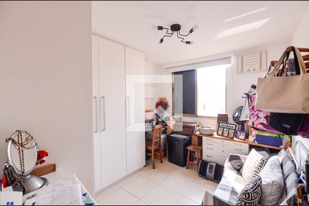 Apartamento à venda com 154m², 3 quartos e 1 vagaQuarto 2