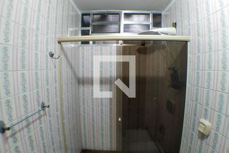 Casa à venda com 260m², 5 quartos e 3 vagas Casa à venda com 260m², 5 quartos e 3 vagasBanheiro Social 2