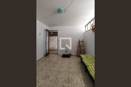 Casa à venda com 260m², 5 quartos e 3 vagas Casa à venda com 260m², 5 quartos e 3 vagasSala 2