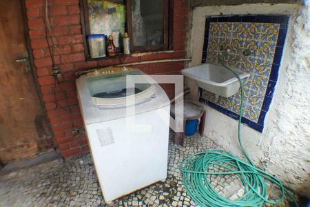 Casa à venda com 260m², 5 quartos e 3 vagas Casa à venda com 260m², 5 quartos e 3 vagasÁrea de Serviço