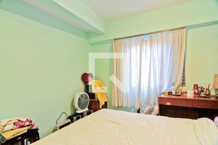 Casa à venda com 344m², 8 quartos e 1 vagaSalão - Quarto 2