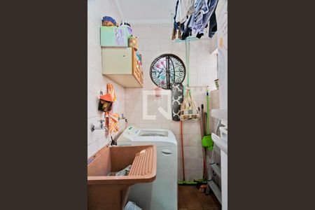 Casa à venda com 344m², 8 quartos e 1 vagaCasa 2 - Área de serviço