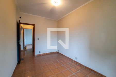 Casa à venda com 196m², 4 quartos e 3 vagas Casa à venda com 196m², 4 quartos e 3 vagasQuarto 2