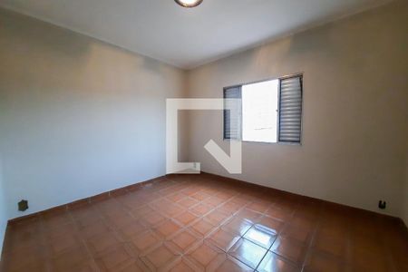 Casa à venda com 196m², 4 quartos e 3 vagas Casa à venda com 196m², 4 quartos e 3 vagasQuarto 3