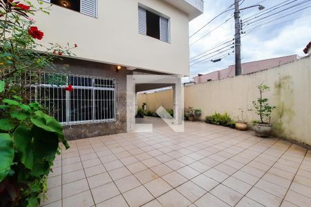 Casa à venda com 196m², 4 quartos e 3 vagas Casa à venda com 196m², 4 quartos e 3 vagasGaragem