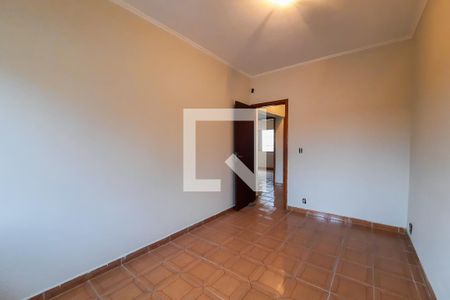Casa à venda com 196m², 4 quartos e 3 vagas Casa à venda com 196m², 4 quartos e 3 vagasQuarto 2