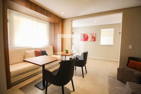 Apartamento para alugar com 28m², 1 quarto e sem vagaÁrea Comum- salão de festas