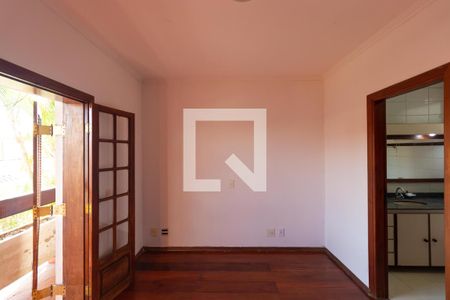 Casa para alugar com 273m², 3 quartos e 4 vagasSuíte