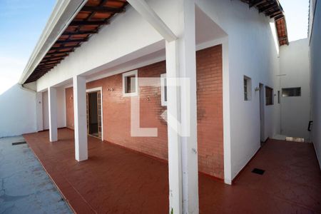 Casa para alugar com 273m², 3 quartos e 4 vagasVaranda