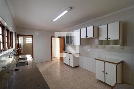 Casa para alugar com 273m², 3 quartos e 4 vagasCozinha