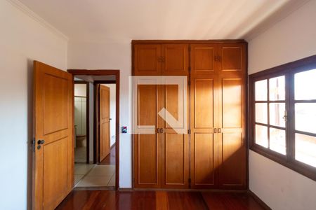 Casa para alugar com 273m², 3 quartos e 4 vagasQuarto 01