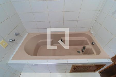 Casa para alugar com 273m², 3 quartos e 4 vagasBanheiro da Suíte