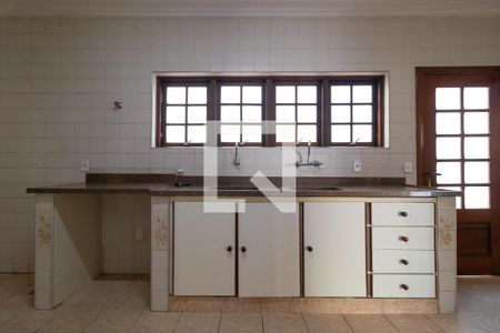 Casa para alugar com 273m², 3 quartos e 4 vagasCozinha