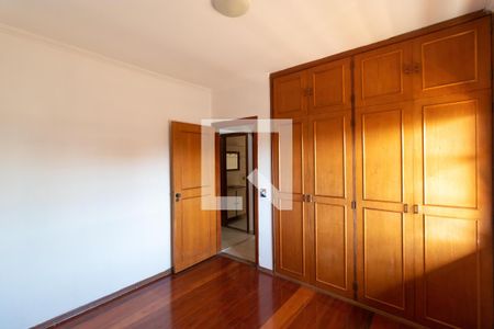 Casa para alugar com 273m², 3 quartos e 4 vagasQuarto 01