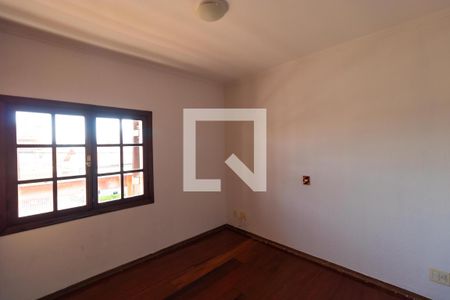 Casa para alugar com 273m², 3 quartos e 4 vagasQuarto 01