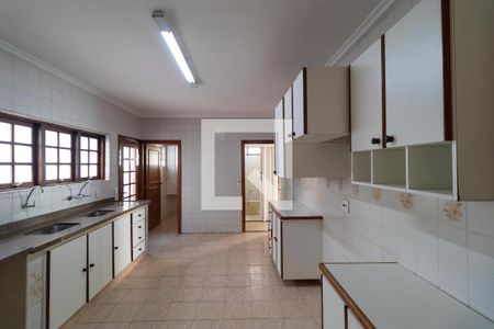 Casa para alugar com 273m², 3 quartos e 4 vagasCozinha