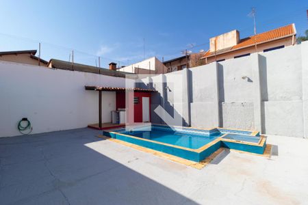 Casa para alugar com 273m², 3 quartos e 4 vagasPiscina