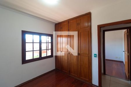 Casa para alugar com 273m², 3 quartos e 4 vagasQuarto 02
