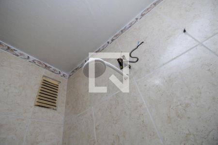 Studio para alugar com 75m², 1 quarto e sem vaga Studio para alugar com 75m², 1 quarto e sem vagaChuveiro