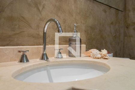 Apartamento à venda com 250m², 4 quartos e 4 vagasLavabo