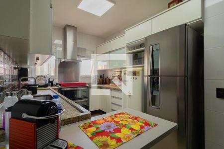 Apartamento à venda com 250m², 4 quartos e 4 vagasCozinha