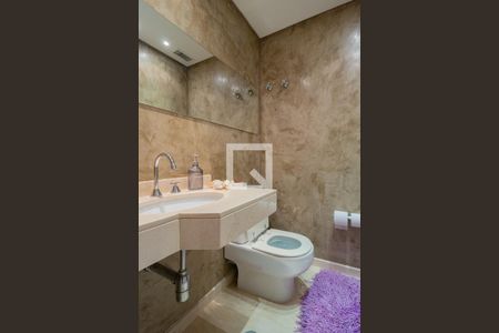 Apartamento à venda com 250m², 4 quartos e 4 vagasLavabo