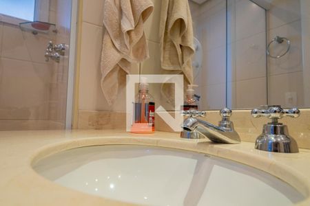 Apartamento à venda com 250m², 4 quartos e 4 vagasBanheiro da Suíte 2