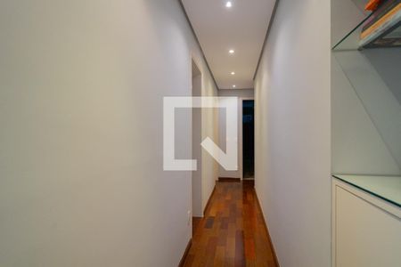 Apartamento à venda com 250m², 4 quartos e 4 vagasCorredor