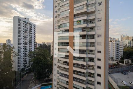 Apartamento à venda com 250m², 4 quartos e 4 vagasVista da Suíte 1