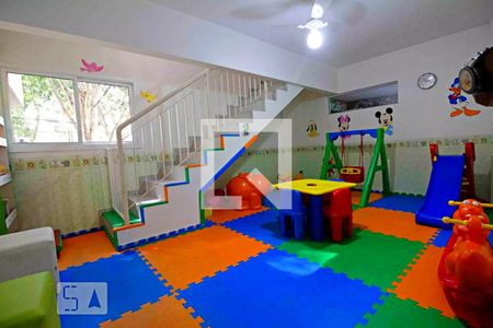 Apartamento à venda com 250m², 4 quartos e 4 vagasBrinquedoteca