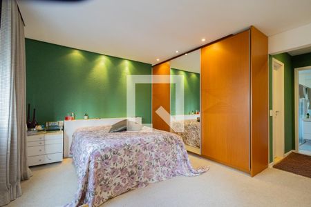 Apartamento à venda com 250m², 4 quartos e 4 vagasSuíte Master