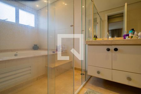 Apartamento à venda com 250m², 4 quartos e 4 vagasBanheiro 1 da Suíte Master