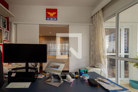 Apartamento à venda com 250m², 4 quartos e 4 vagasEscritório