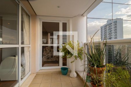 Varanda 1 da Sala de apartamento à venda com 4 quartos, 250m² em Vila Suzana, São Paulo