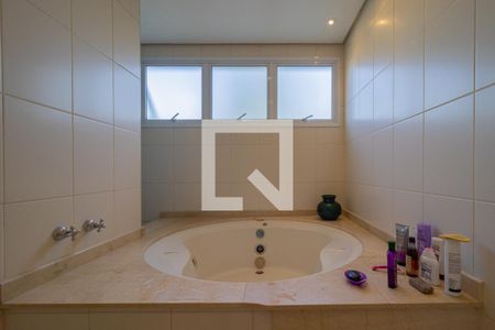 Apartamento à venda com 250m², 4 quartos e 4 vagasBanheiro 1 da Suíte Master