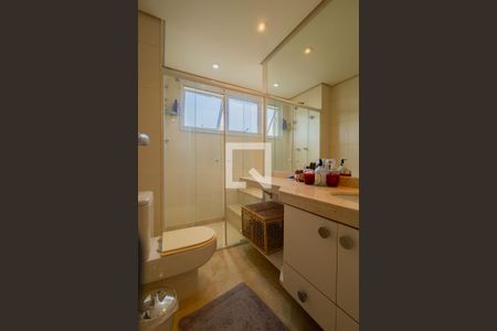 Apartamento à venda com 250m², 4 quartos e 4 vagasBanheiro 2 da Suíte Master