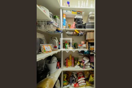 Apartamento à venda com 250m², 4 quartos e 4 vagasDespensa