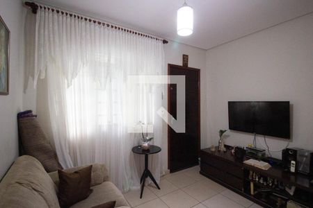 Sala de casa à venda com 2 quartos, 70m² em Vila Curuçá, São Paulo