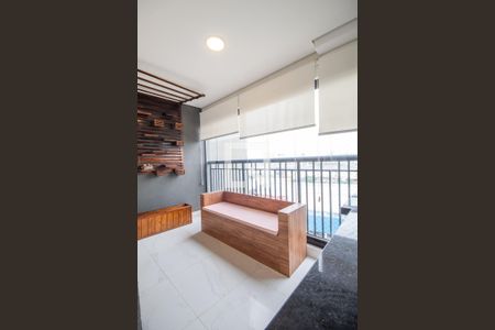 Sacada de apartamento à venda com 2 quartos, 63m² em Continental, Osasco
