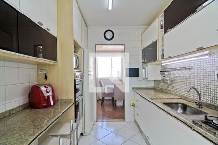Apartamento à venda com 97m², 3 quartos e 2 vagas Apartamento à venda com 97m², 3 quartos e 2 vagasCozinha