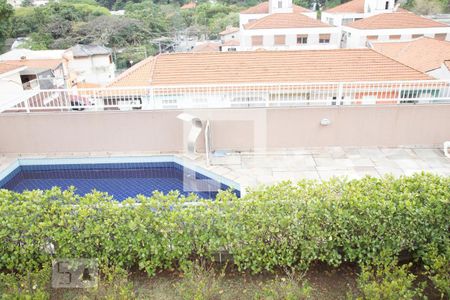 Apartamento à venda com 97m², 3 quartos e 2 vagas Apartamento à venda com 97m², 3 quartos e 2 vagasÁrea comum - Piscina