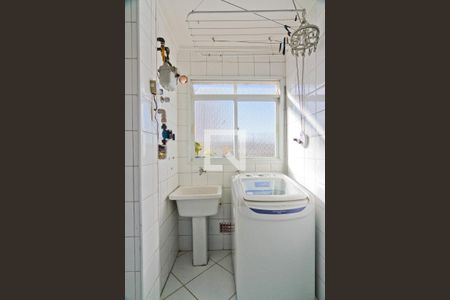 Apartamento à venda com 97m², 3 quartos e 2 vagas Apartamento à venda com 97m², 3 quartos e 2 vagasÁrea de Serviço