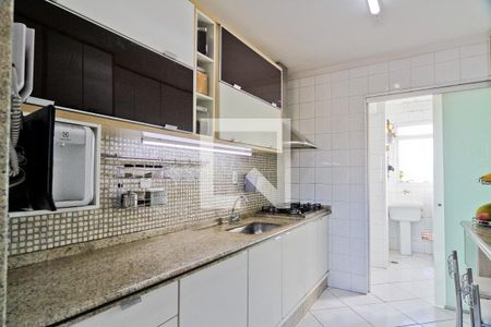 Apartamento à venda com 97m², 3 quartos e 2 vagas Apartamento à venda com 97m², 3 quartos e 2 vagasCozinha