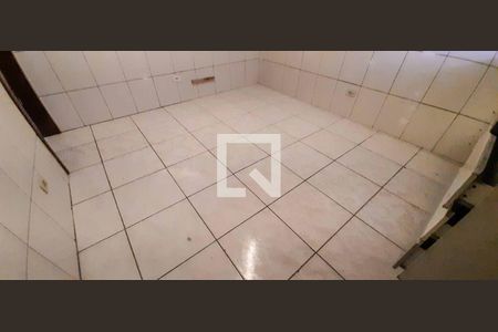 Casa à venda com 170m², 3 quartos e 4 vagas Casa à venda com 170m², 3 quartos e 4 vagasCozinha