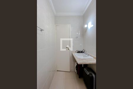 Casa à venda com 230m², 3 quartos e 4 vagasBanheiro da Suíte 2