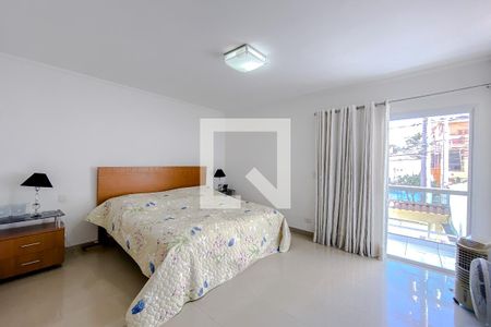 Casa à venda com 230m², 3 quartos e 4 vagasQuarto 1 - Suíte