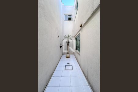 Casa à venda com 230m², 3 quartos e 4 vagasQuintal