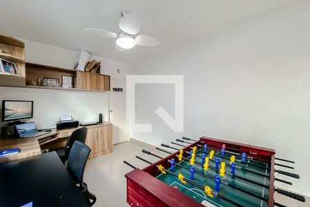 Casa à venda com 230m², 3 quartos e 4 vagasEscritório